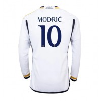 Fotballdrakt Herre Real Madrid Luka Modric #10 Hjemmedrakt 2023-24 Langermet